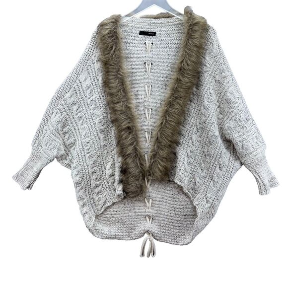 Womens Open Sweater Cardigan Size 1X Gray Ivory Cable Knit Boho Faux Fur Rodeo - Picture 5 of 11